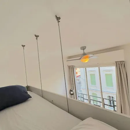 ⁂ Petit Nid Design Au Centre De Apartmán *